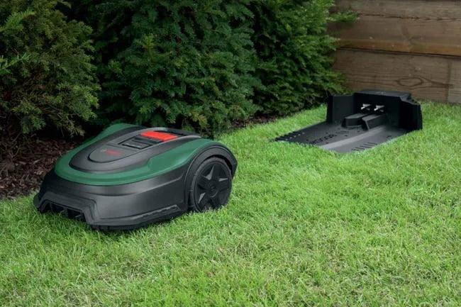 Tondeuse robot Bosch pro 18V avec batterie intégrée + station de charge Indego XS 300 ✨Comme neuf
